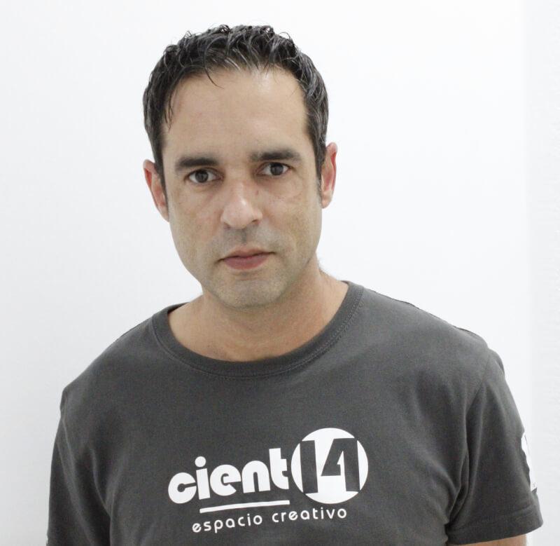 David Mocholi - Auxiliar de artes gráficas